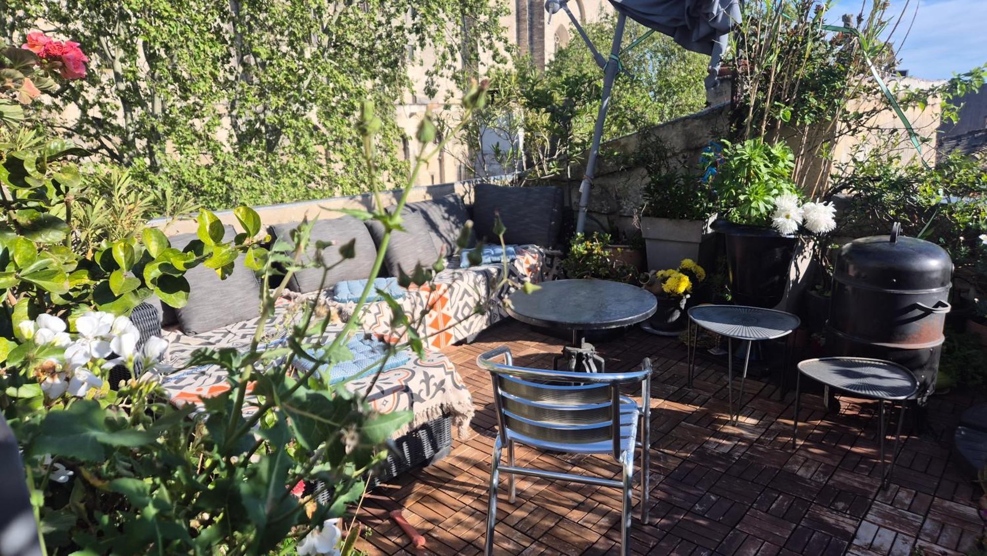 Appartement Un nid sur les toits à Avignon Extérieur photo